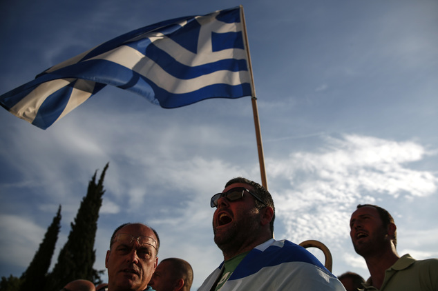 greecesparliamentapprovesbillreformingpension